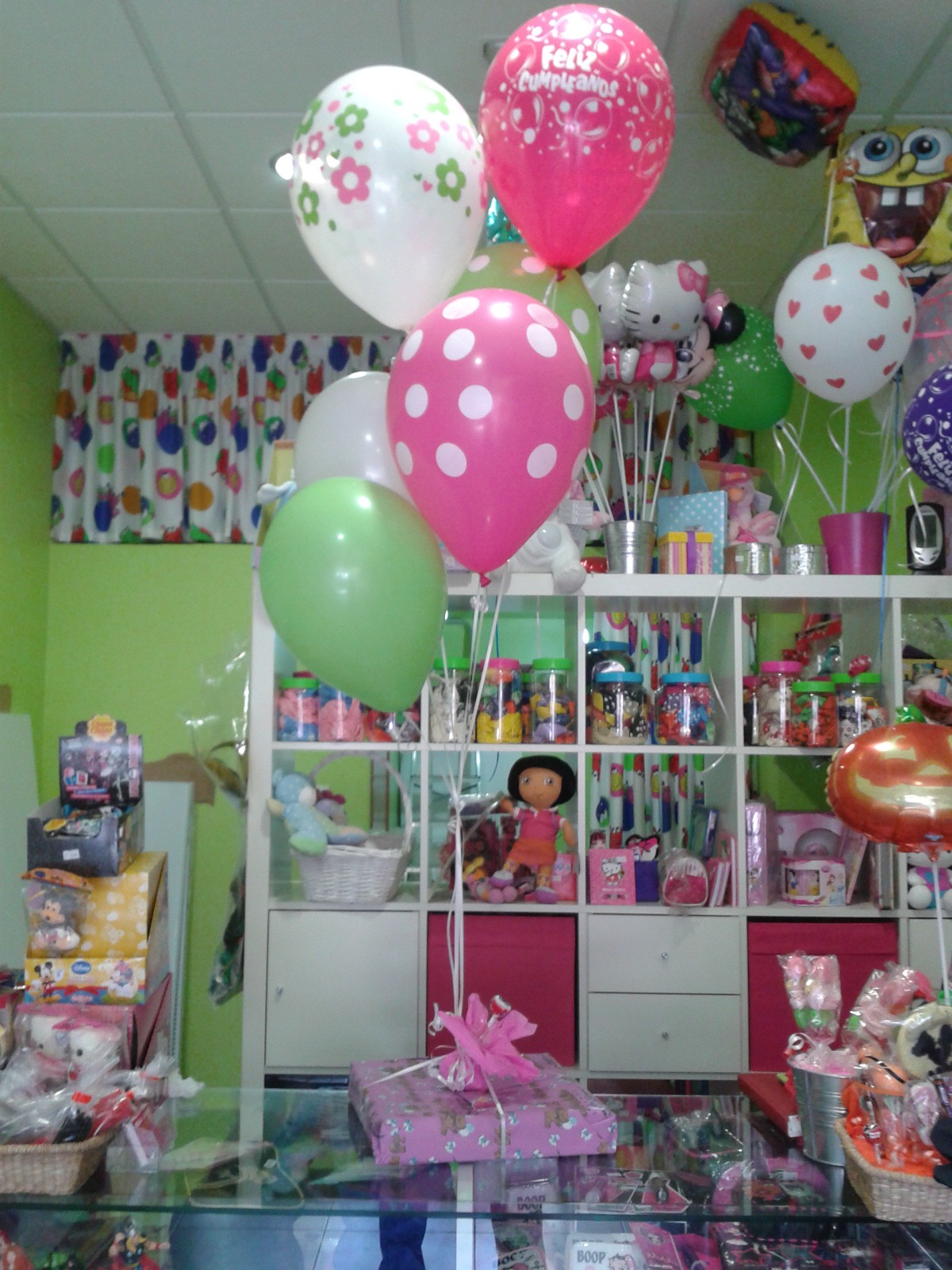 Ramilletes y centros de globos - Imagen 11
